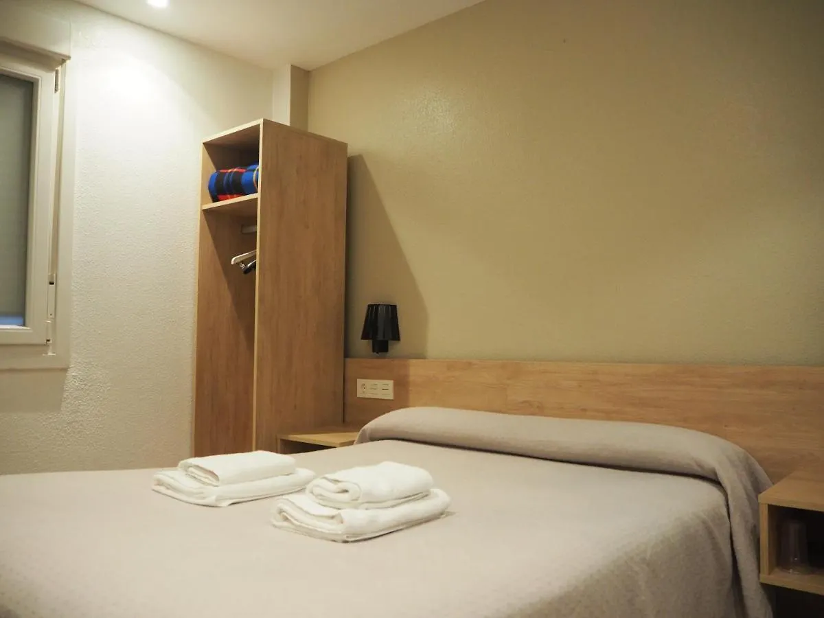 Pension Acella Pamplona 0*,  Spain