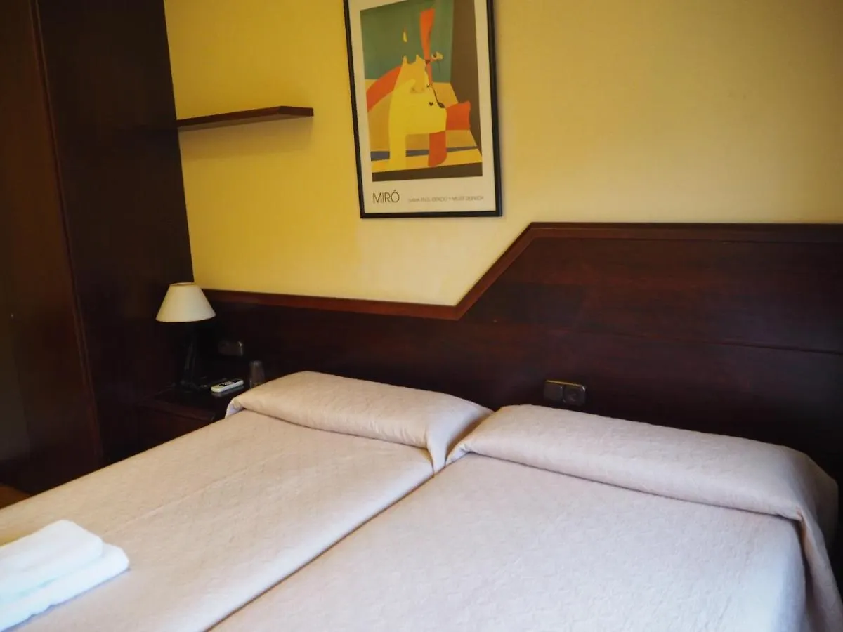 Pension Acella Pamplona 0*,  Spain